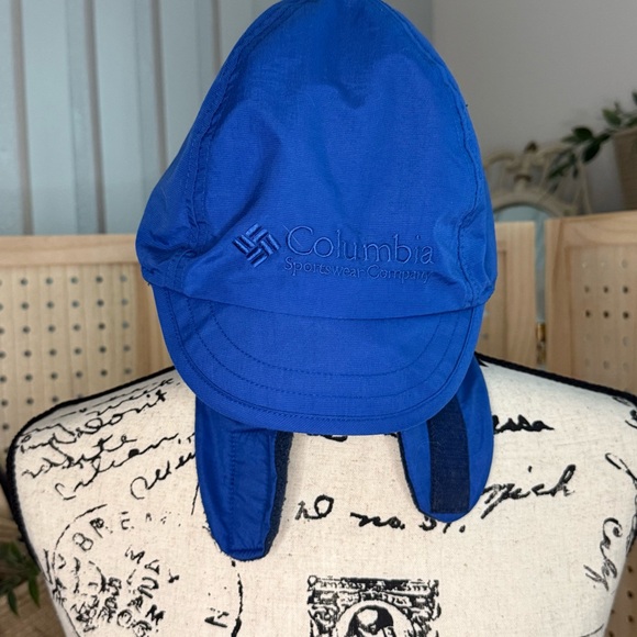 Columbia Vintage Youth L/XL‎ Royal Blue Outdoor hat with ear flaps - Picture 3 of 6